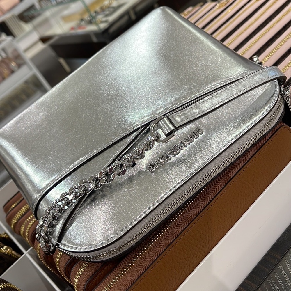 MICHAEL KORS Jet Set Medium Logo Dome Satchel
Silver XCROSS XBODY - Picture 7 of 16